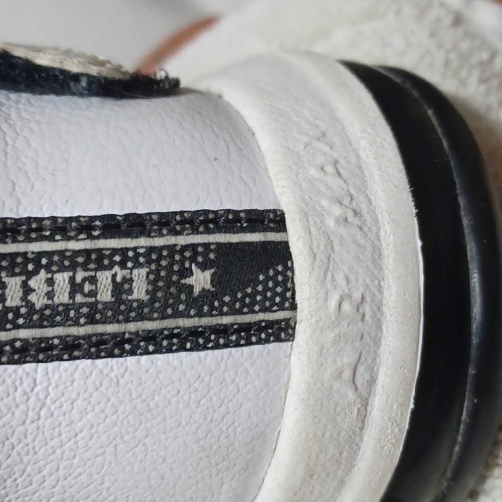 NIKE MENS AIR MAX SIZE 9.5 IN A BEAUTIFUL BLACK AND WHITE LEATHER UPPERS 😍 👌 ♥ - Picture 7 of 8